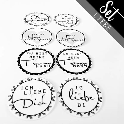Ein Set mit 8 Teelichtbotschaften zum selber Basteln von Zauberkerzen rund ums Thema: Liebe