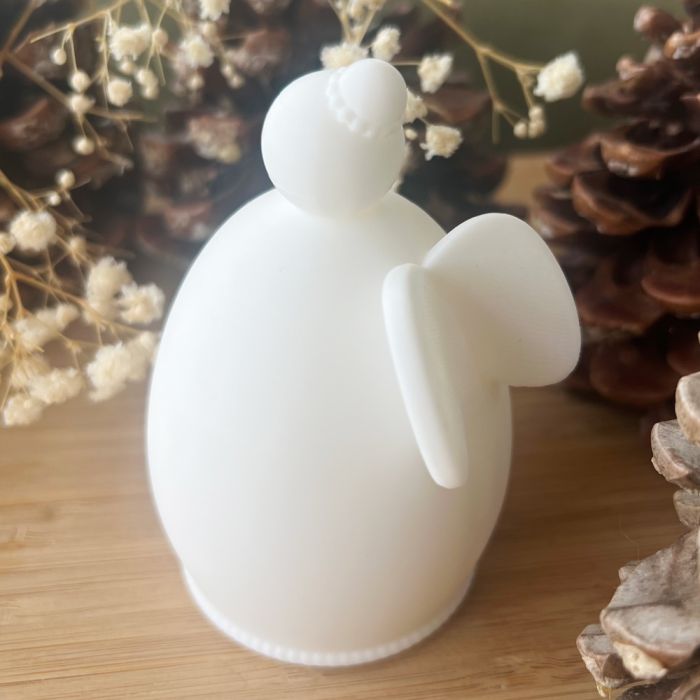 Engel Pummelfee von hinten