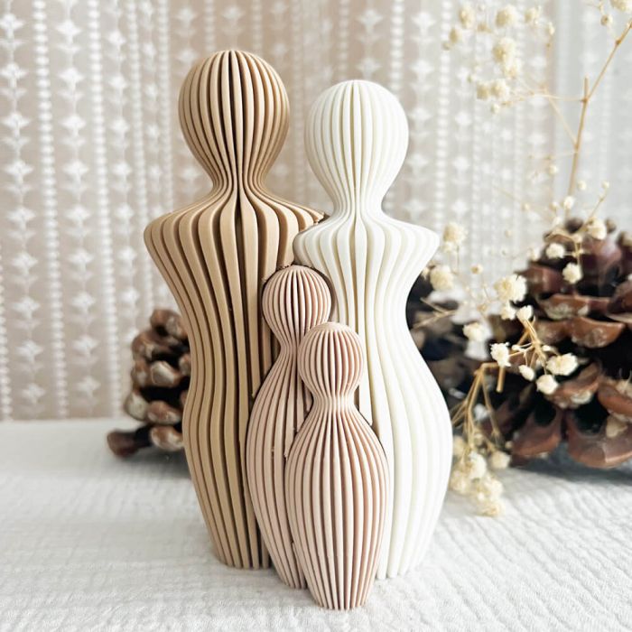 Familienstatue - bis zu 4 Kinder